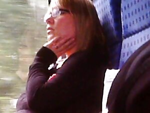 金髪は黒人男性をファックします。 女 無 ...