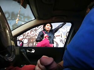 キッチンで男を食べる熟女。 アダルト 無 ...