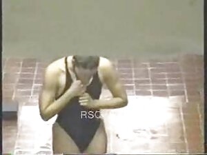 巨乳の女の子はセックスを望んでいます。  ...