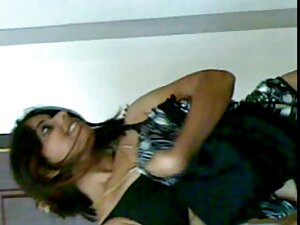 金髪は彼女の彼氏とセックスしています。  ...