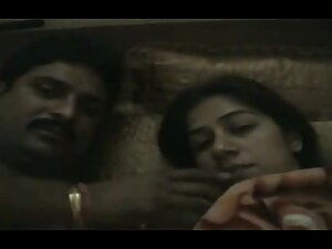 女の子はディルドで自慰行為をする。 女性 ...