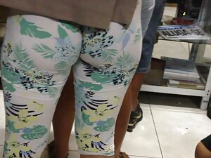 ライリーはまたセックスしてる 女性 の  ...