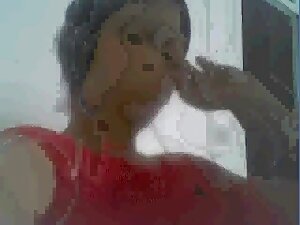 レックは胸がいっぱいの女性を持っています ...