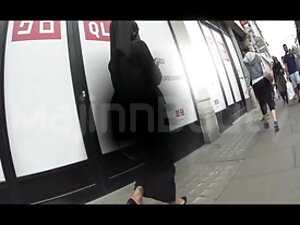 顔に兼を持つ非公式の禿げています。 アダ ...
