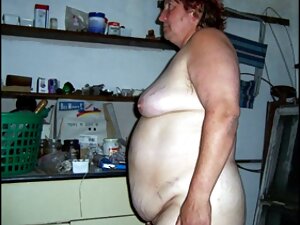 シェフとのセックスで性的経験を得る。 女 ...