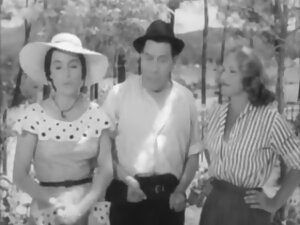 プラチナブロンドをクソMulatto。  ...