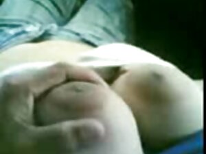 物語を語り、ロシアの陰茎に愛を作る。 女 ...