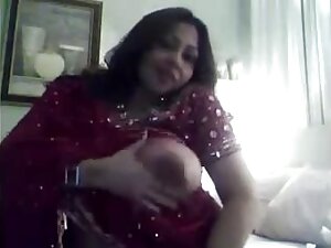 カーリーはあなたに彼女の膣を示し 女性  ...